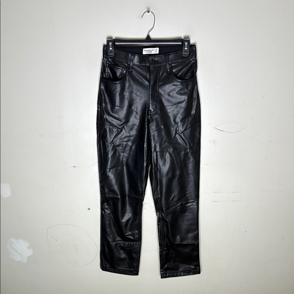 Abercrombie & Fitch The 90's Straigh Ultra High Rise Faux Leather Pants Size 2S